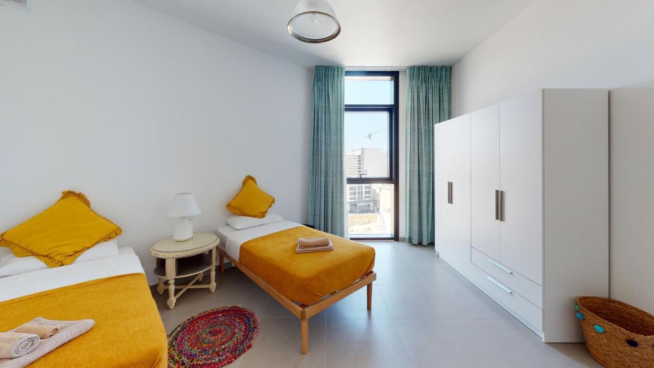 St Julians Central Luxury Apartment سانت جوليان المظهر الخارجي الصورة