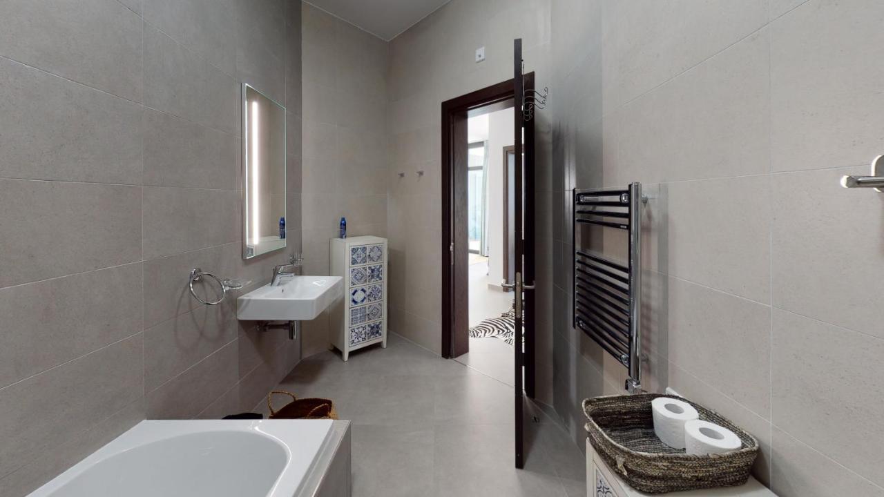 St Julians Central Luxury Apartment سانت جوليان المظهر الخارجي الصورة